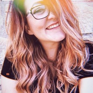 Meet your Posher, Devan